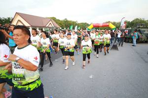 BIB: 
                            <button type="button" onclick="openModal(3530853)" class="btn btn-primary btn-sm float-right btn-popup" data-toggle="modal" data-target=".modal-high-quality">
                        <i class="fas fa-shopping-cart"></i> Add to Cart
                    </button>
                                            <button type="button" onclick="isThisMe(3530853, true)" class="btn btn-success btn-sm float-right btn-popup btn-isme hidden" data-toggle="tooltip" data-placement="bottom" title="นี่คือรูปของคุณใช่ไหม คลิกที่นี่เพื่อเอาเข้าอัลบั้ม">
                        <i class="fas fa-plus"></i> Add to album
                    </button>
                    <button type="button" onclick="isThisMe(3530853, false)" class="btn btn-warning btn-sm float-right btn-popup btn-isnotme hidden">
                        <i class="fas fa-ban"></i> Remove from album
                    </button>